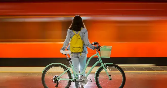 Jongere met fiets